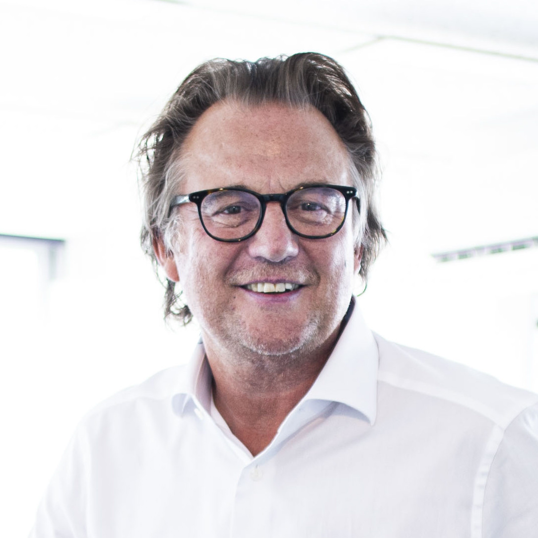 Olaf van Iperen, Diplom-Zahntechniker